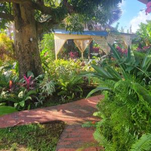 Vườn quanh Jacoway Inn