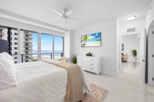 Postel nebo postele na pokoji v ubytování Oceanfront Paradise Amrit Resort + 54 fotografií