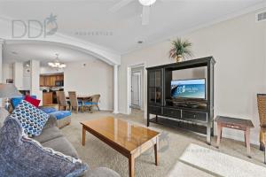 TV/trung tâm giải trí tại Legacy Tower Two 1206