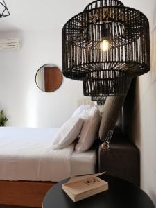 Кровать или кровати в номере Chania Locals Flat