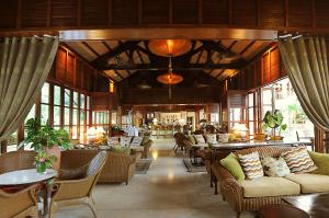 Posezení v ubytování Furama Resort Danang