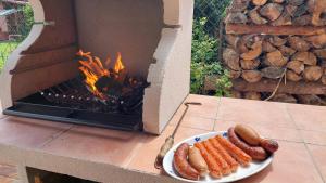 Comida en la casa de huéspedes o alrededores