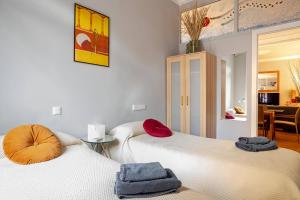 Postel nebo postele na pokoji v ubytování Luxury Central Apartment