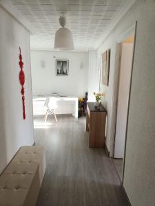 Część wypoczynkowa w obiekcie Apartamento Shenzhen en Astorga Camino de Santiago Cochera bicis