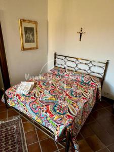 Postel nebo postele na pokoji v ubytování La Torre "UnaNotteaCasaMia" + 33 fotografií