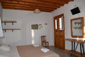 Μια τηλεόραση ή/και κέντρο ψυχαγωγίας στο Old Mykonos