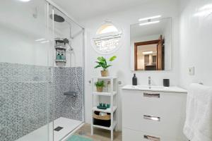 Imagen de la galería de Blue waves - free parking, en El Médano