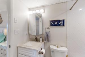 Ένα μπάνιο στο Wave Watcher 204 +9 φωτογραφίες