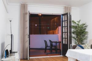 TV a/nebo společenská místnost v ubytování Casa da Relva