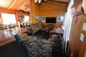 Foto sihtkohas Bass Lake asuva majutusasutuse Johnson Lake Frontreduced Nightly Rates galeriist +22 fotot