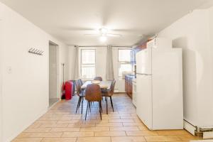 Kuchyň nebo kuchyňský kout v ubytování Top Location! 2BD in Kips Bay, NYC Best Neighborhood