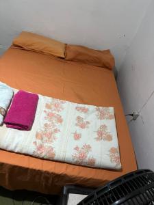 Postel nebo postele na pokoji v ubytování quarto 1