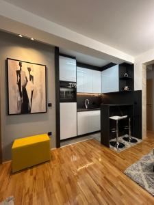 Kuchyň nebo kuchyňský kout v ubytování KARENJINA Apartmani