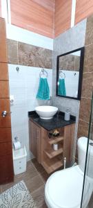 Un baño de Cabaña Los Sombrios