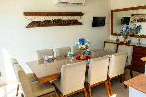 Photo de la galerie de l'établissement Family House with Pool 10 min airport, à Acapulco