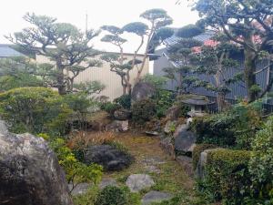 岐阜羽島の隠れ家 古民家cocone外面的花园