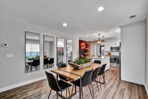 Η κουζίνα ή μικρή κουζίνα στο Central Bardstown Home Near Distilleries & Dining