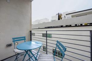 Balkón nebo terasa v ubytování Blueground Culver City pool sundeck nr 405 LAX-1189