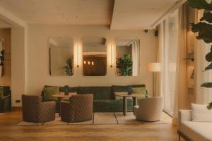 Ruang duduk di Hotel Regina Barcelona +118 gambar