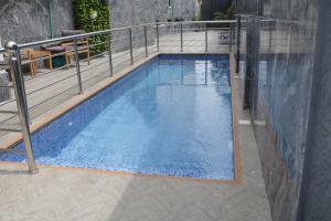 Piscina di Residency Hotel Lekki Phase 1 o nelle vicinanze