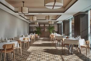 Restaurace v ubytování Atlantica Oasis Hotel