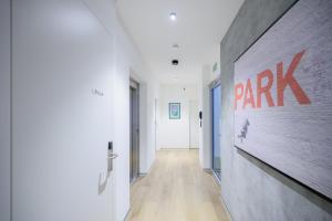 Imagine din galeria proprietății Hôtel Arnold self check-in în Neuchâtel