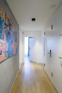 Imagine din galeria proprietății Hôtel Arnold self check-in în Neuchâtel