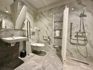 Kúpeľňa v ubytovaní Hotel Turkus