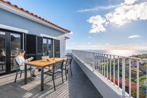 Μπαλκόνι ή βεράντα στο VIRA by KAAMAH