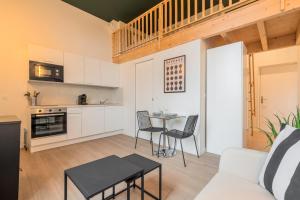 Η κουζίνα ή μικρή κουζίνα στο Studio équipé pour une personne