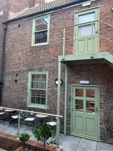 Gallery image of Town Centre Apartments with Spa in Morpeth