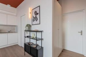 Η κουζίνα ή μικρή κουζίνα στο Studio équipé côté cour, parking gratuit +16 φωτογραφίες