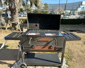 Attrezzature per barbecue disponibili per gli ospiti della casa vacanze