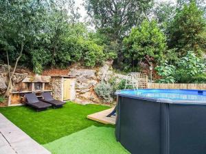 Bazén v ubytování Villa - Casco Antiguo de Girona - Piscina y Jardín nebo v jeho okolí