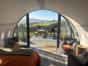 Üldine mäevaade või majutusasutusest Sky High Glamping pildistatud vaade