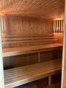 Gallery image of Cozy cottage in the middle of the forest in Glimåkra