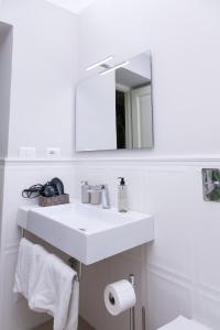 Kúpeľňa v ubytovaní Rasella Suites 47