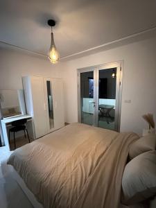 Luxe appartement Berkane客房内的一张或多张床位