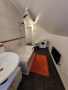 Koupelna v ubytování NEU! Appartement ohne Kamin