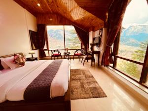 Üldine mäevaade või majutusasutusest The RAMA Lodge, Manali - 1,2,3,4 Bedrooms independent Luxury Cottages available With Mountain View pildistatud vaade