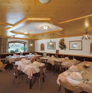 Gallery image of Gasthaus Mitterjager in Kirchdorf in Tirol