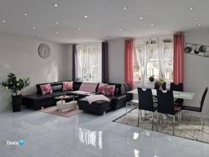 Posezení v ubytování Deea Apartment