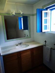 Et badeværelse på Monte da Pereira - Casa Rural em Espaço Tranquilo