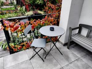 Μπαλκόνι ή βεράντα στο Apartmán v záhrade