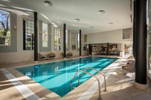 Pestana Palace Lisboa Hotel & National Monument - The Leading Hotels of the World内部或周边的泳池