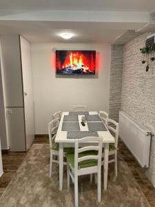 Μια τηλεόραση ή/και κέντρο ψυχαγωγίας στο Casa Ceteras
