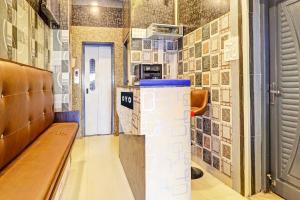 Kuchyň nebo kuchyňský kout v ubytování Super Hotel O INN11 Near Central Station