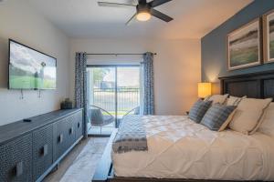 En eller flere senge i et værelse på Walk to Westin Kierland , Family-Friendly Stay with Pool & Parking - N171 + 66 billeder