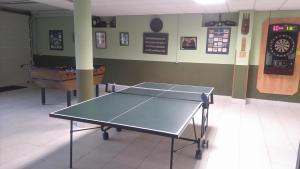 Stolní tenis v ubytování Posada el Iso nebo okolí