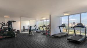 Fitness centrum a/nebo fitness zařízení v ubytování Porto Horizonte SUITE 904